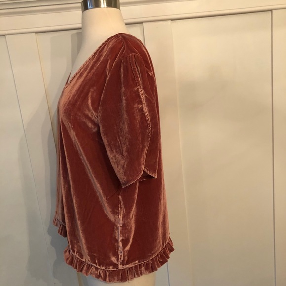 Madewell Velvet Tulip Sleeve Ruffle Top - Picture 7 of 7